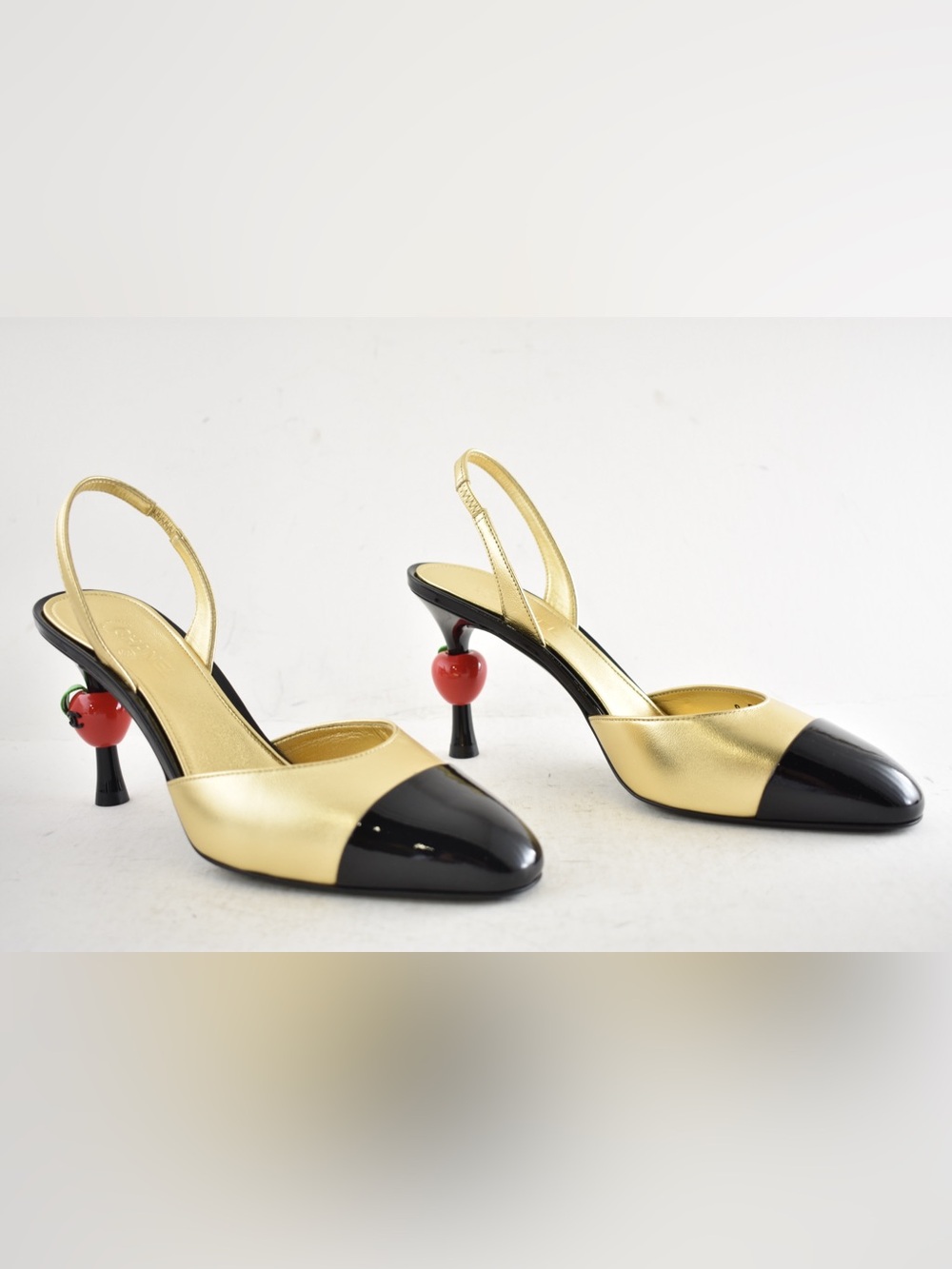 Chanel 26A Metiers Blazy Gold Black Red Apple Sling CC Slingback Heel Pump 38 - Picture 3 of 16